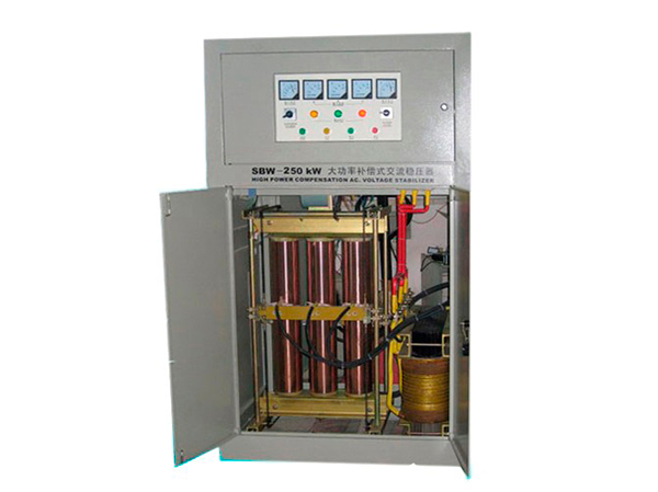 工業(yè)級(jí)三相穩(wěn)壓器