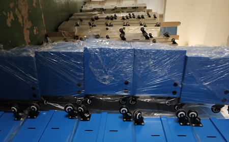 交流穩(wěn)壓器